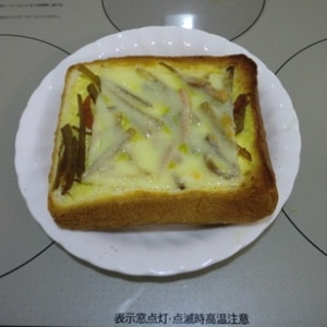 リメイク♪きんぴらごぼうチーズパン♡